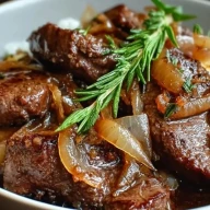 Foie De Boeuf Aux Oignons Caramélisés - 1