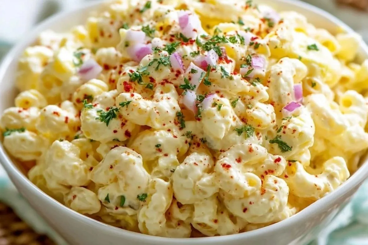Salade de Macaroni aux Oeufs Durs Crémeux - 1