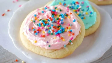 Biscuits Sucrés Moelleux Gagnants avec Glaçage