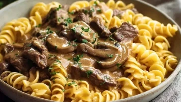Boeuf Stroganoff Rapide à la Mijoteuse