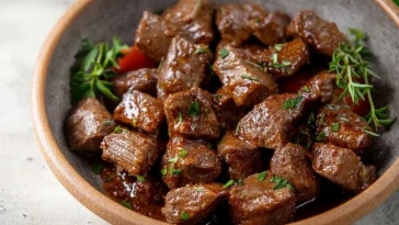 Bouchées De Bœuf À La Mijoteuse