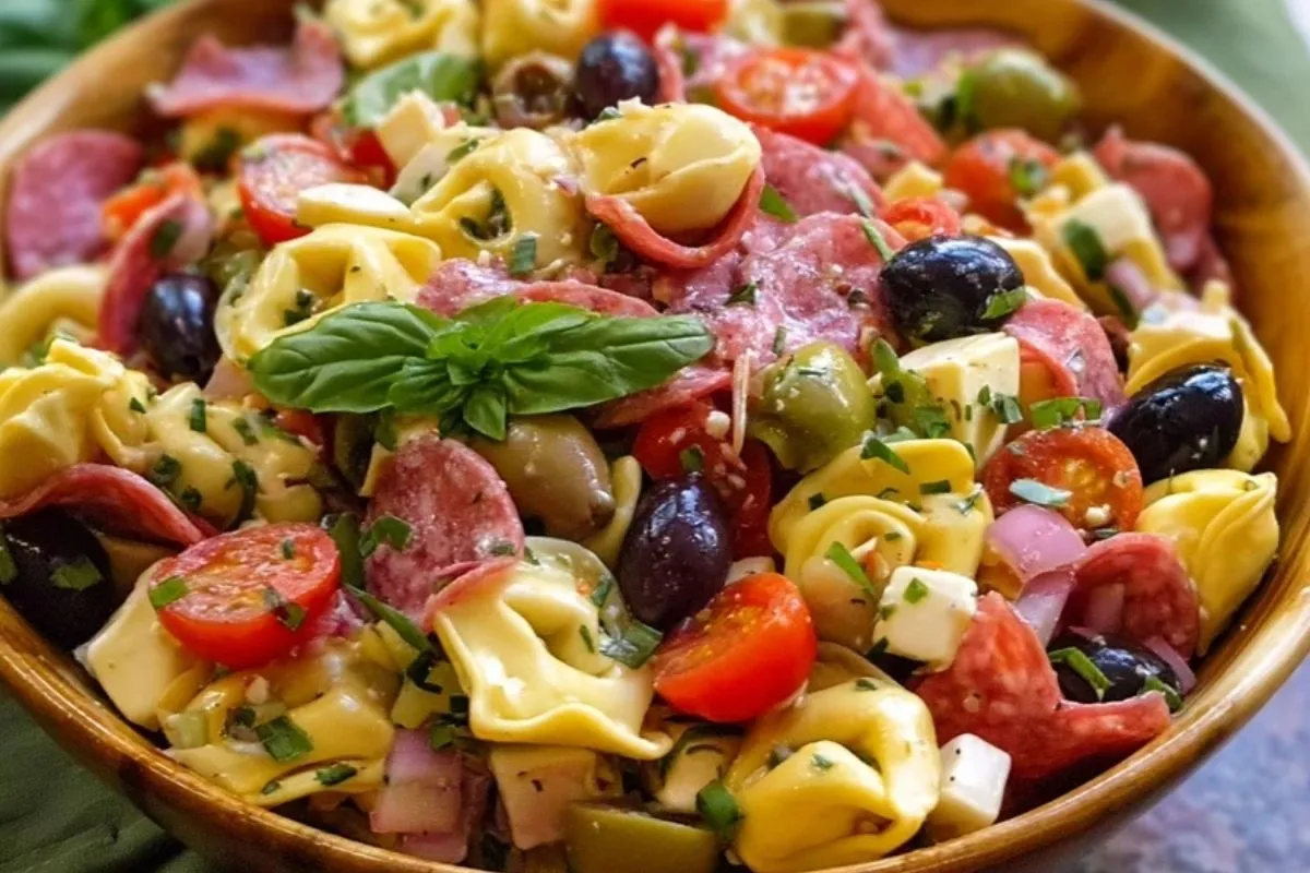 Salade De Tortellini Antipasto